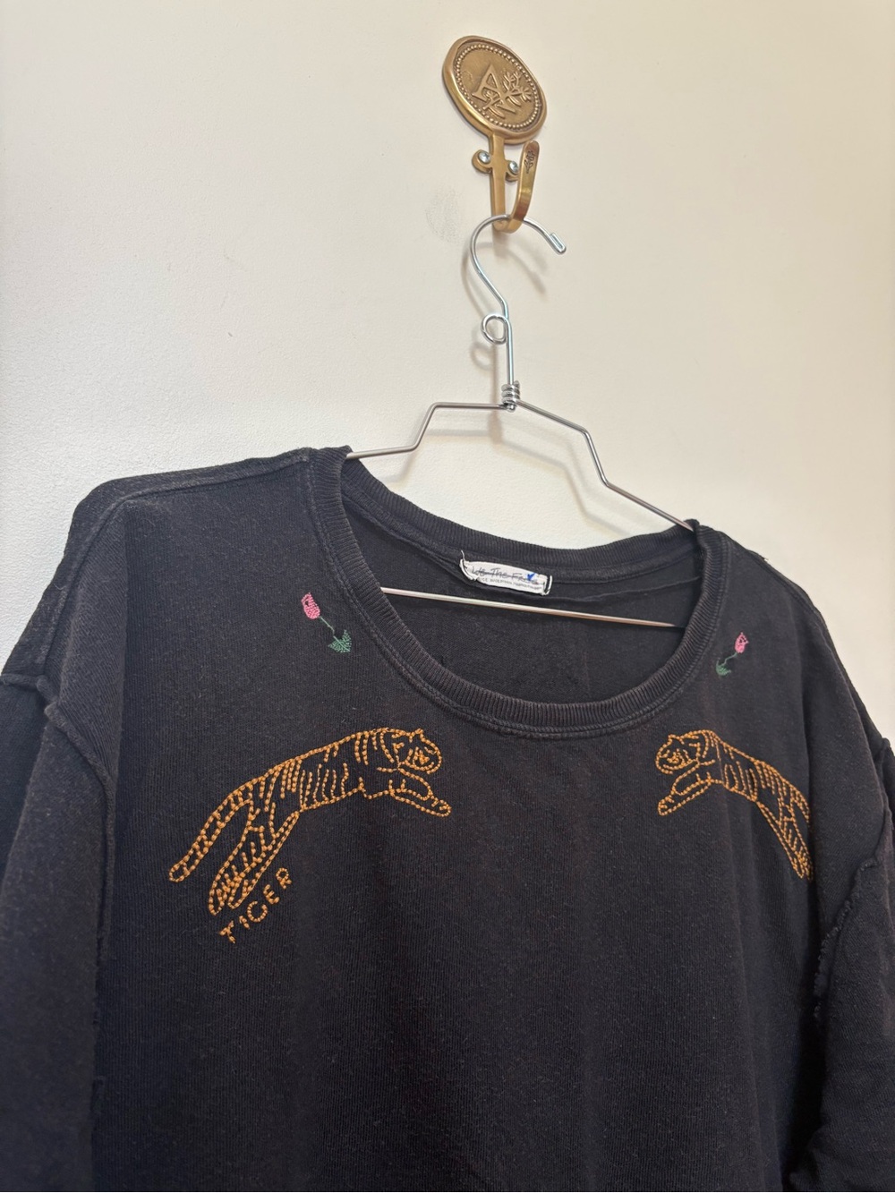 Free People Horsin' Around Tee Size XL - Picture 9 of 13